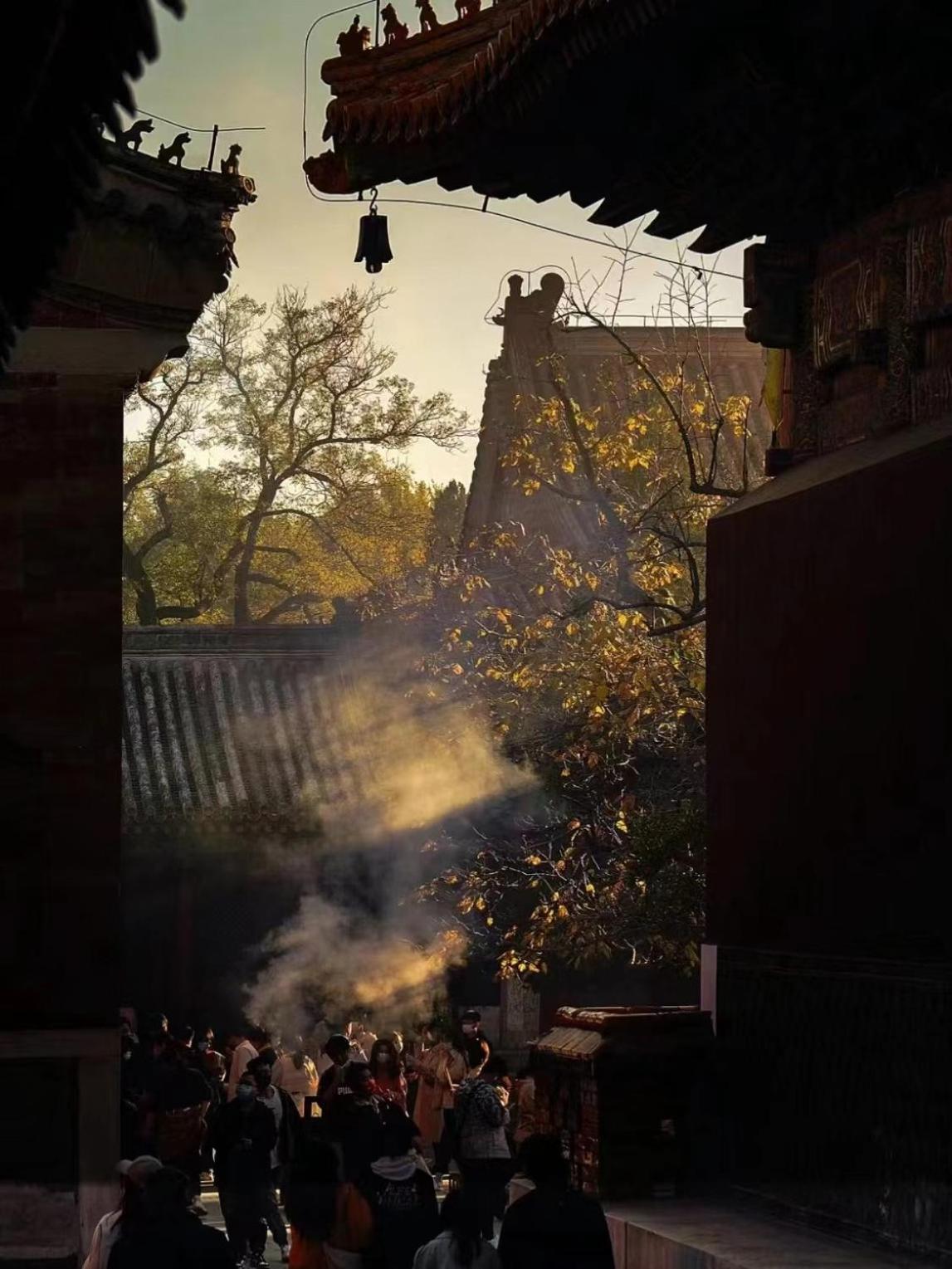 Happy Dragon Courtyard- Newly Renovated With French Windows, Near Tian'Anmen Forbidden City,Lama Temple And Heaven Temple, 3Minutes Walk From Subway,Fluent English Speaking With Tourist Sights Tickets Service ,Free Coffee &Laundry Service Beijing Exterior photo