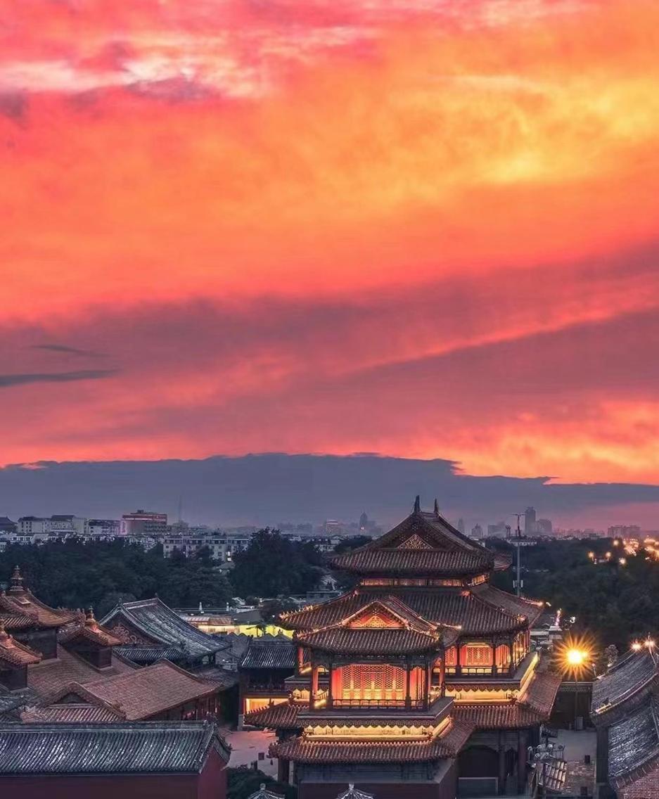 Happy Dragon Courtyard- Newly Renovated With French Windows, Near Tian'Anmen Forbidden City,Lama Temple And Heaven Temple, 3Minutes Walk From Subway,Fluent English Speaking With Tourist Sights Tickets Service ,Free Coffee &Laundry Service Beijing Exterior photo