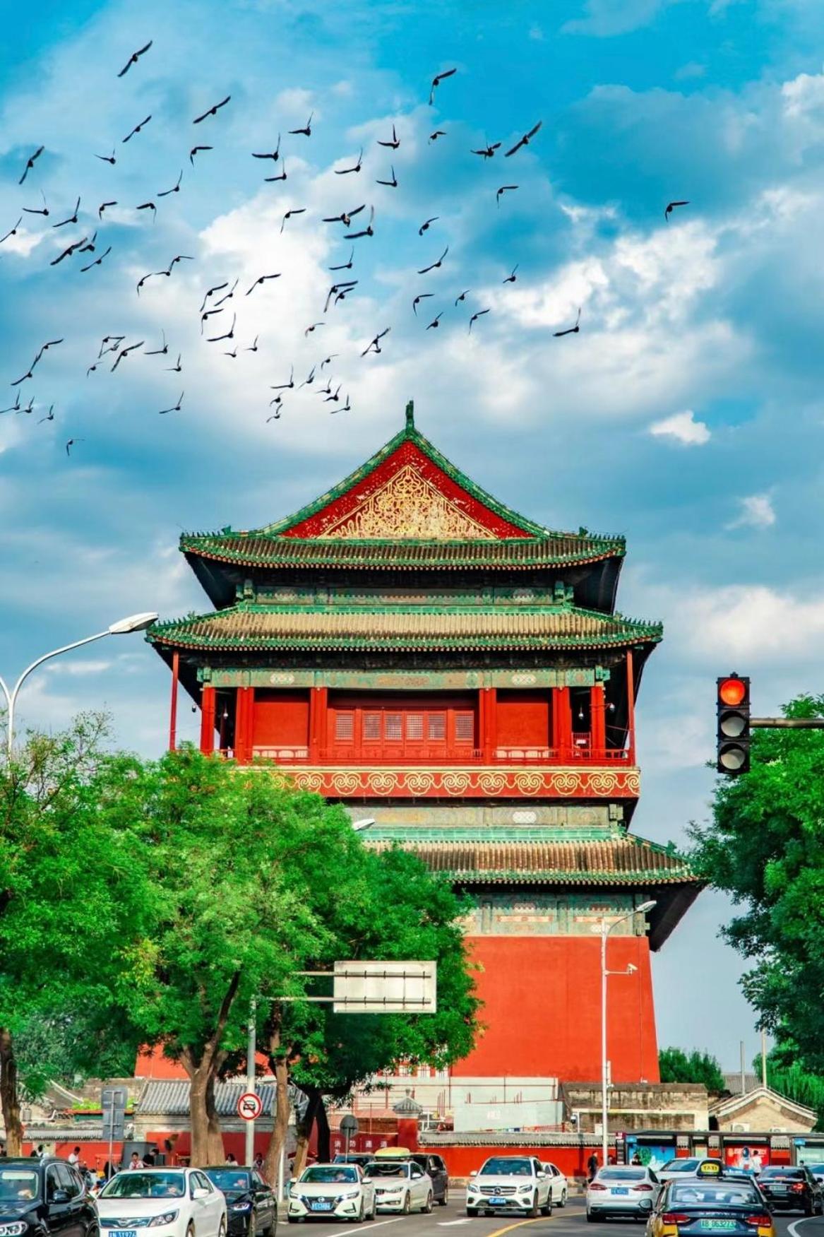 Happy Dragon Courtyard- Newly Renovated With French Windows, Near Tian'Anmen Forbidden City,Lama Temple And Heaven Temple, 3Minutes Walk From Subway,Fluent English Speaking With Tourist Sights Tickets Service ,Free Coffee &Laundry Service Beijing Exterior photo